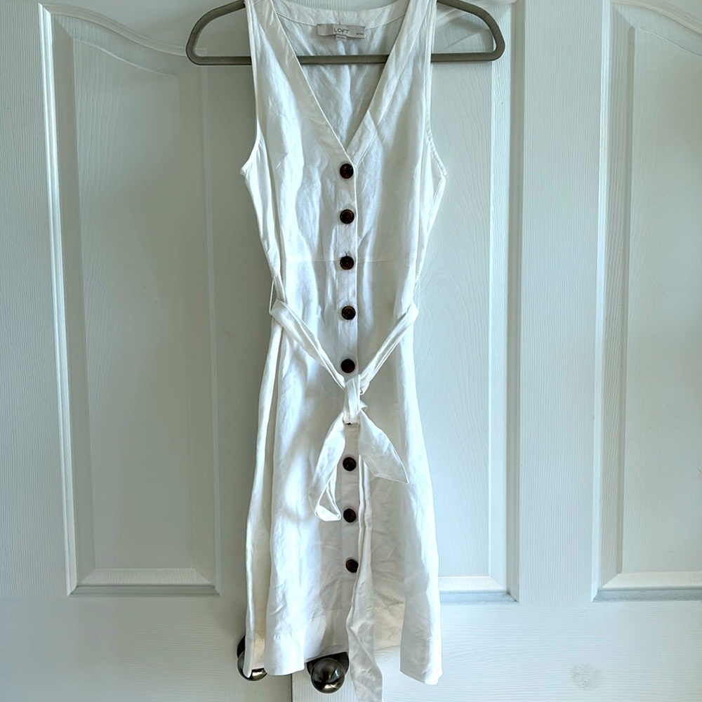 LOFT petites, white linen beach dress with brown buttons and tie waist